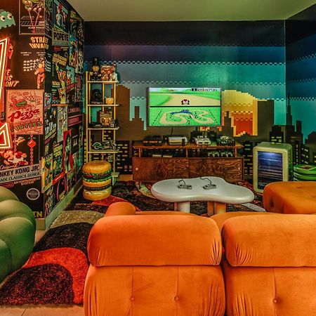 W Montreal Hotel Екстериор снимка