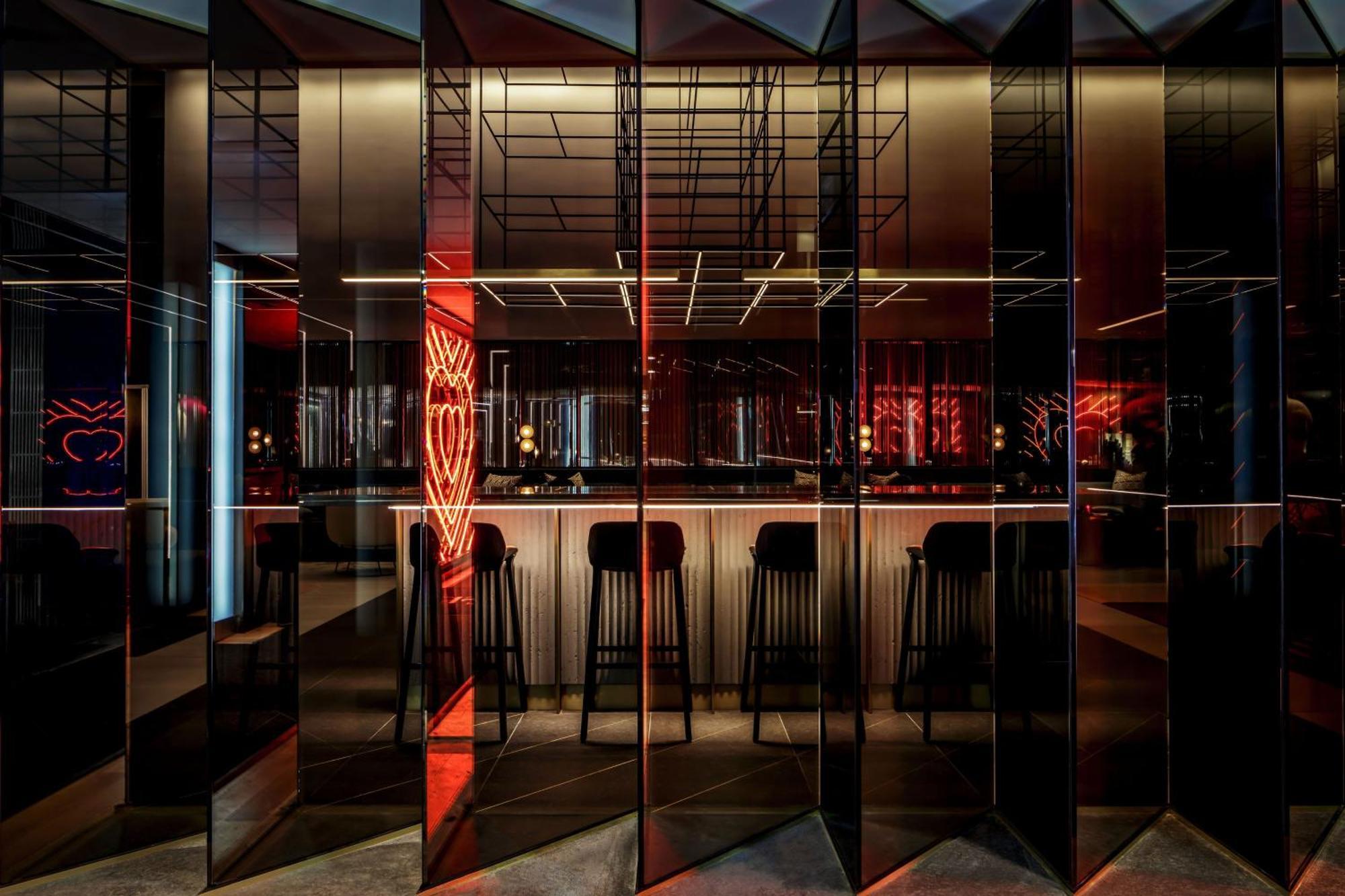 W Montreal Hotel Екстериор снимка